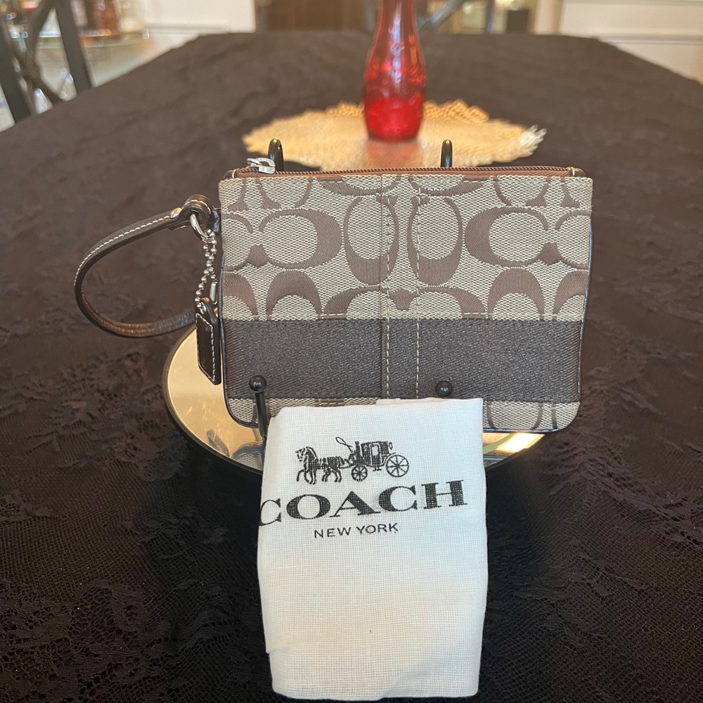 Coach Brown Signature Canvas Wristlet with Dark Brown Trim With Dust Bag. EUC - Picture 2 of 5